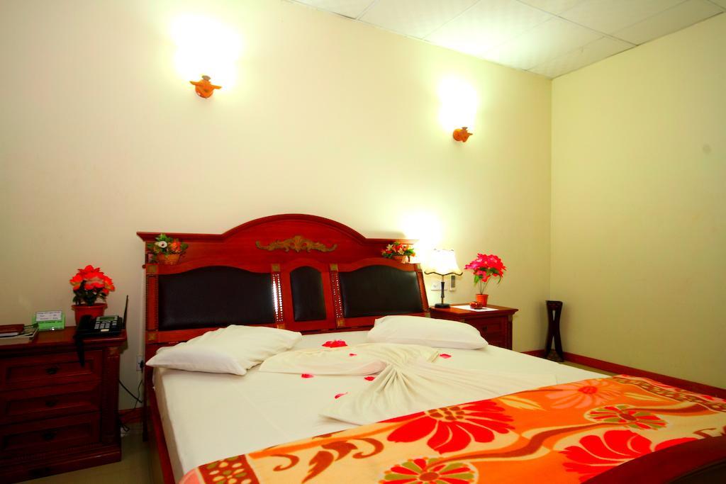 Delma Mount View Hotel Kandy Quarto foto